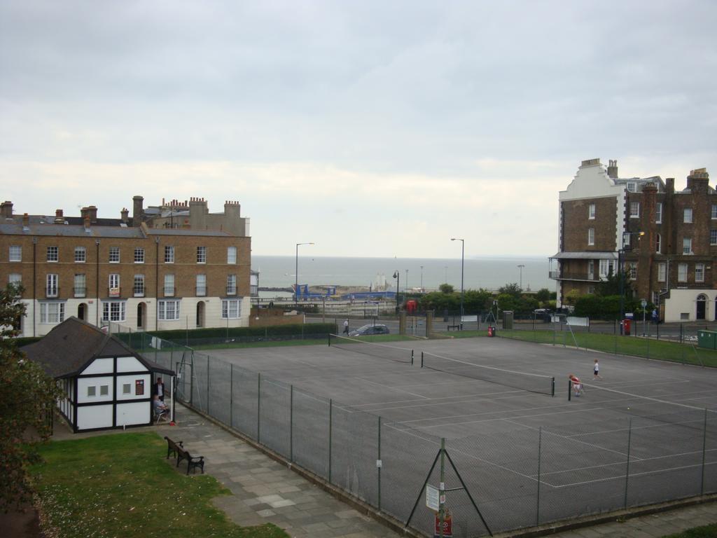Hotel Spencer Court Ramsgate Exterior foto